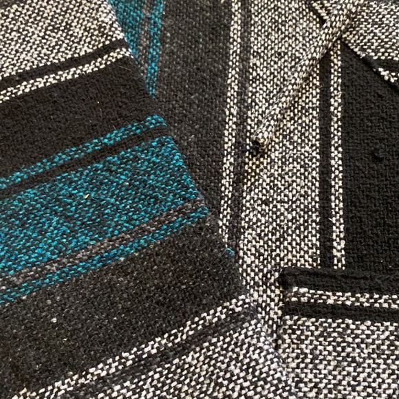 striped hoodie size M - Picture 2 of 4